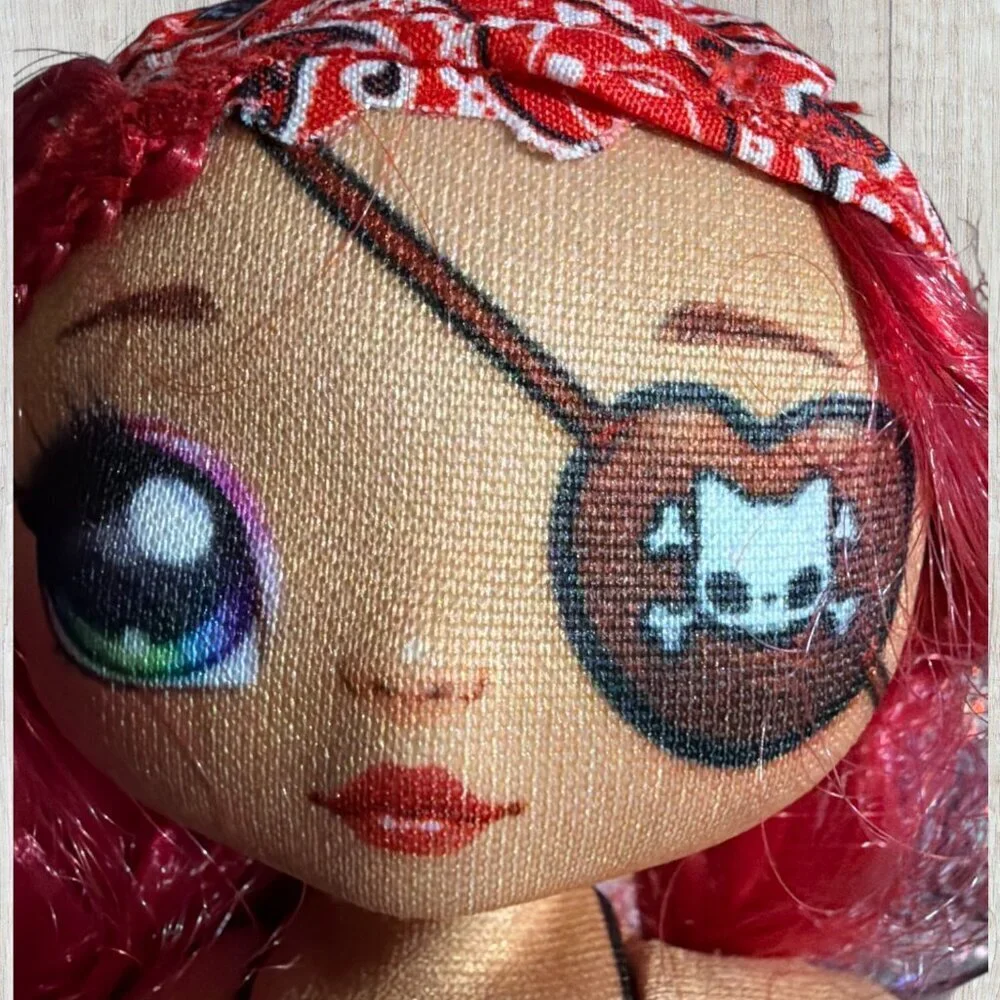 LOL Surprise OMG Sparkle Series Miss Fortune Pirate Doll Red Hair Eyepatch
